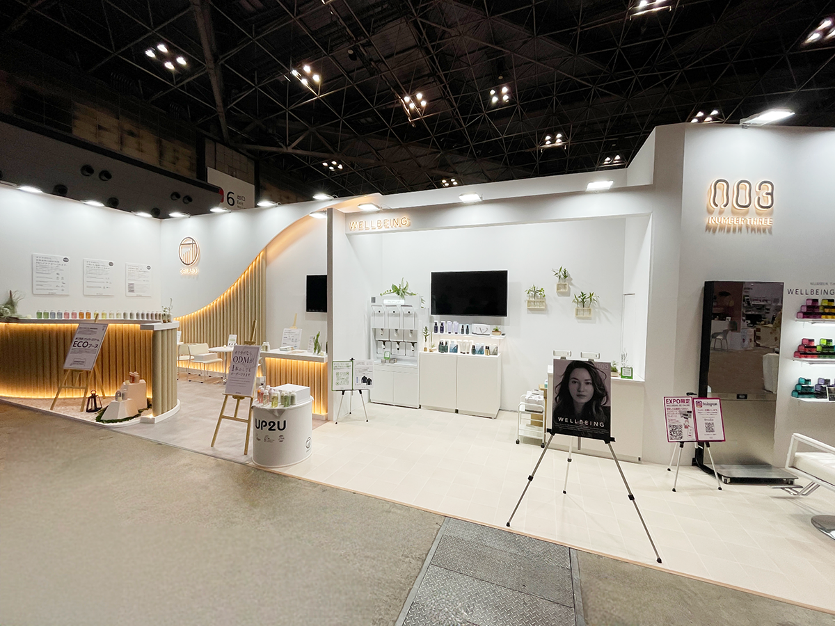 【事例紹介】おしゃれな展示会ブースデザイン10のコツ｜印象に残る装飾と集客の工夫とは